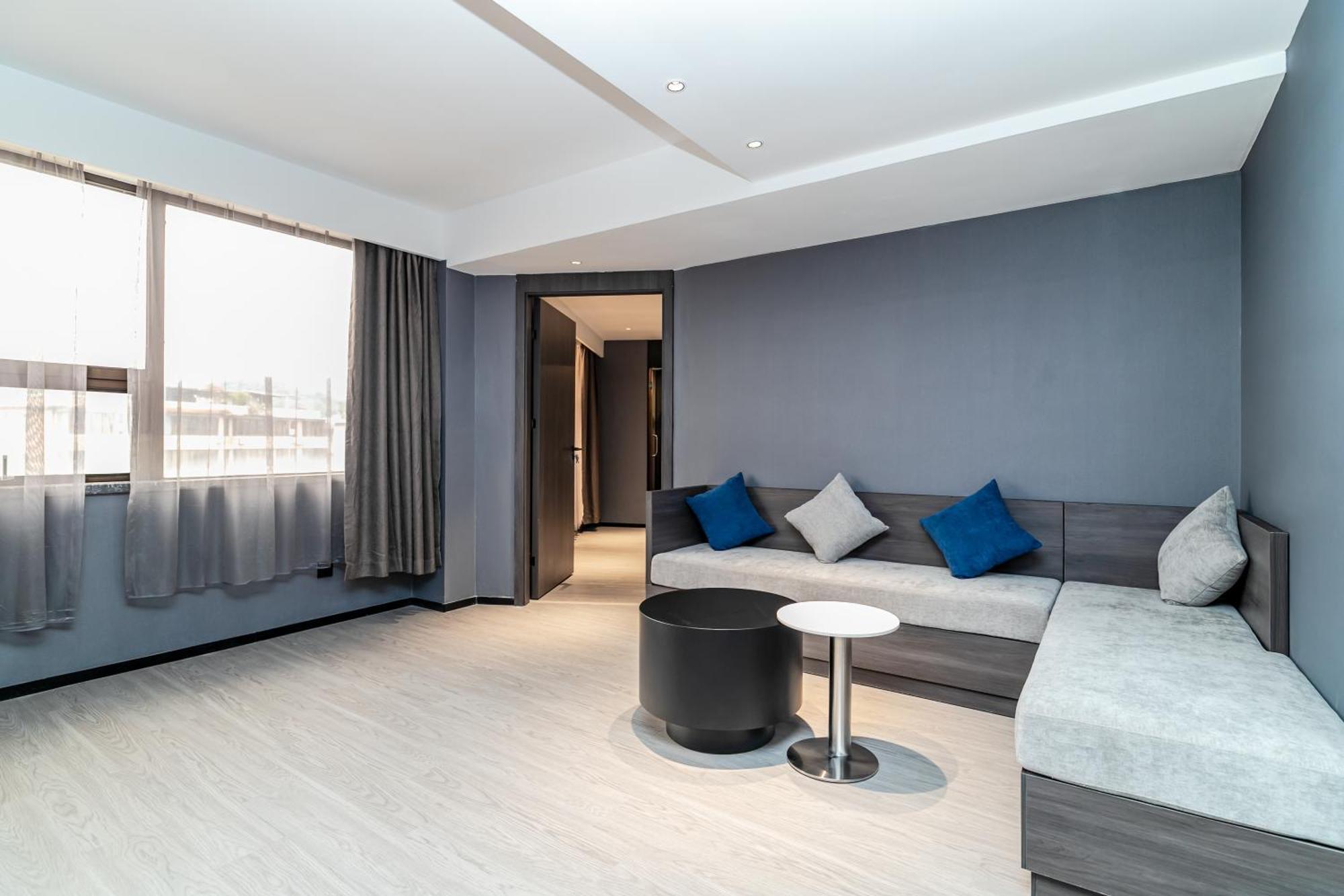 Insail Hotels  Guangzhou Buitenkant foto